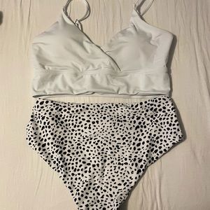 NWOT Shein High-Waisted Bikini